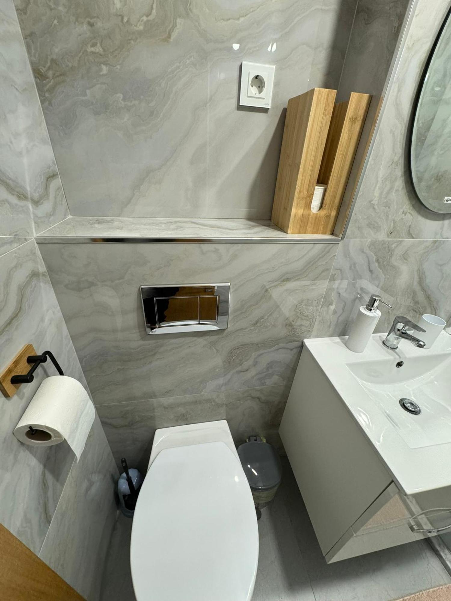 Apartament Central Râmnicu Vâlcea Eksteriør bilde