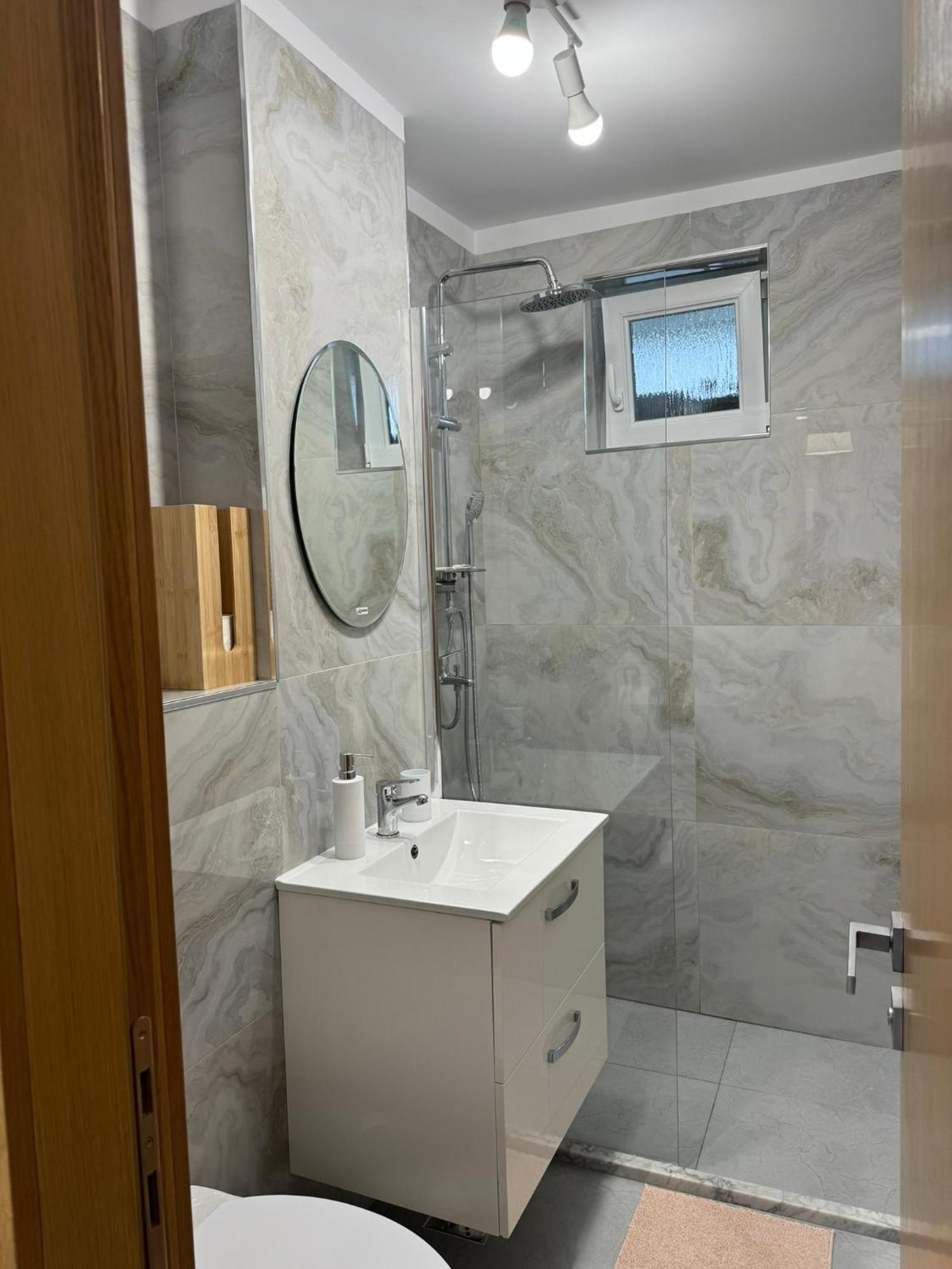 Apartament Central Râmnicu Vâlcea Eksteriør bilde