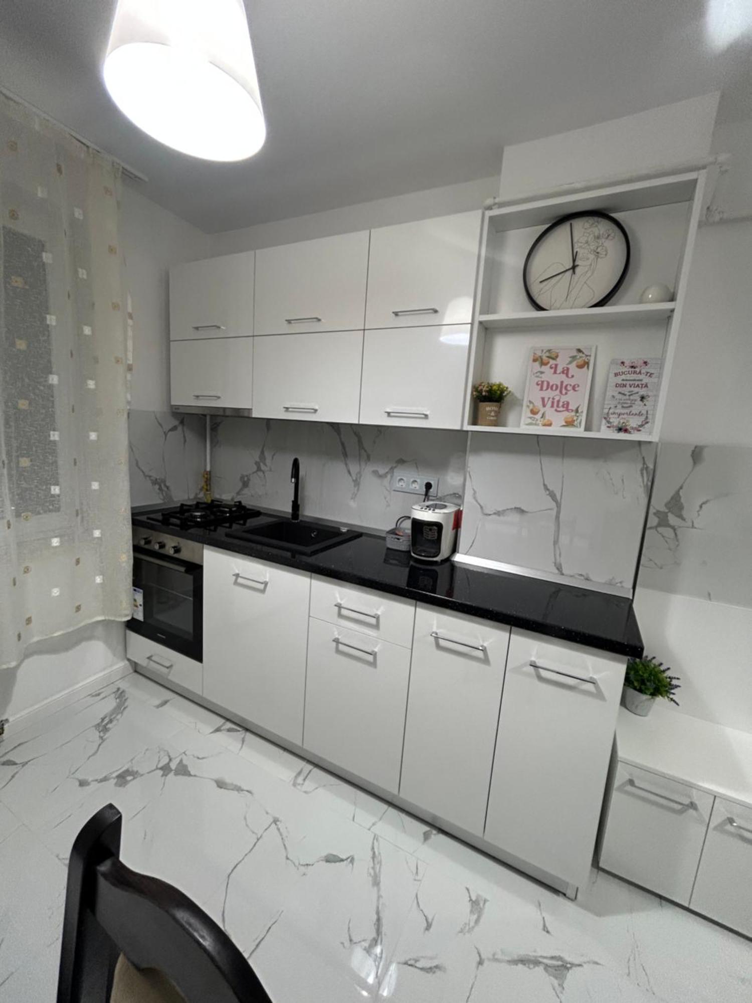 Apartament Central Râmnicu Vâlcea Eksteriør bilde